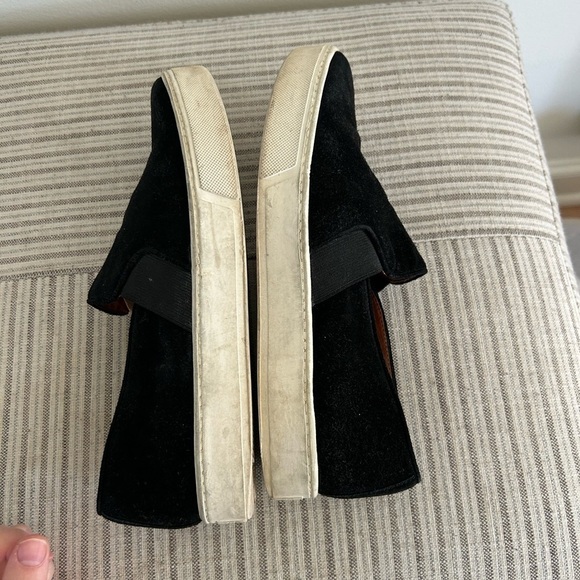 VINCE $225 Black Suede & leather Slip-On sneaker size 8 - Picture 4 of 8